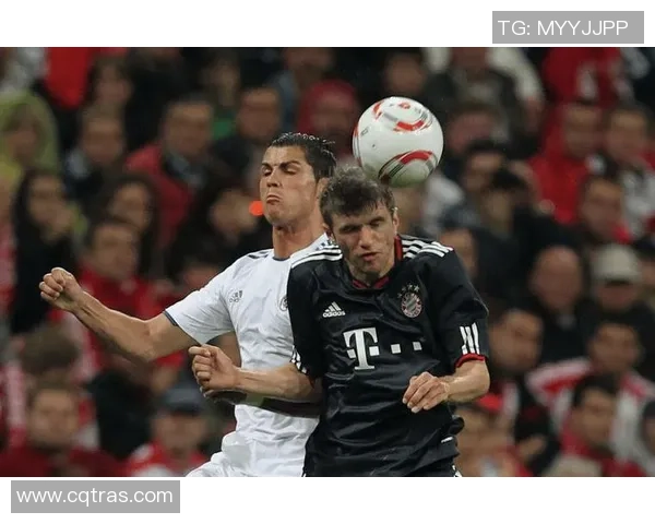 足总杯激战:拜仁与皇马2比2握手言和全场沸腾瞬间回顾