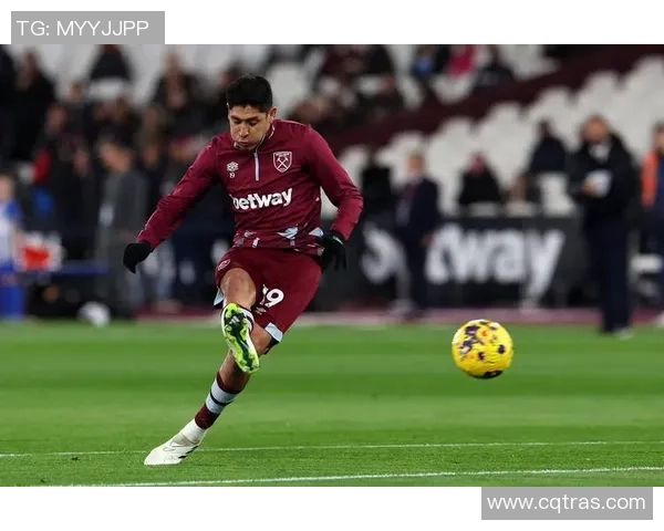 国王杯精彩对决曼联大胜马竞乌龙球引发热议与转会传闻 国王杯精彩对决曼联大胜马竞乌龙球引发热议与转会传闻