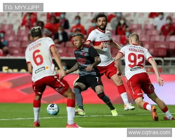 世界杯惊天冷门切尔西与本菲卡激战成平局点球大战引发全场狂欢 世界杯惊天冷门切尔西与本菲卡激战成平局点球大战引发全场狂欢