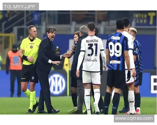 曼联逆袭国米3-0胜利引发争议判罚全场沸腾