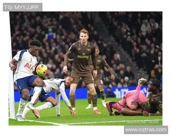 英超激战：多特蒙德险胜热刺神扑时刻成比赛转折点